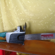 MÁY CƯA XÍCH MAKITA BẰNG ĐIỆN