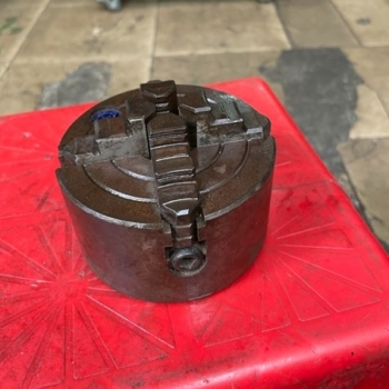 MÂM CẶP 4 CHẤU ĐỘC LẬP - NHẬT