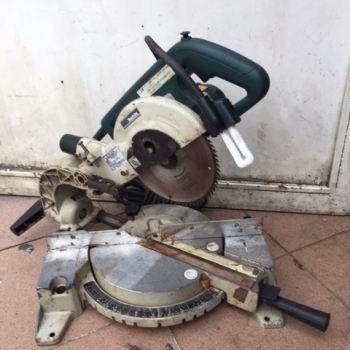 Máy cắt nhôm trượt Makita 180mm - 110V