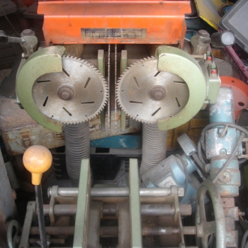 MÁY CƯA MỘNG 4 LƯỠI CƯA